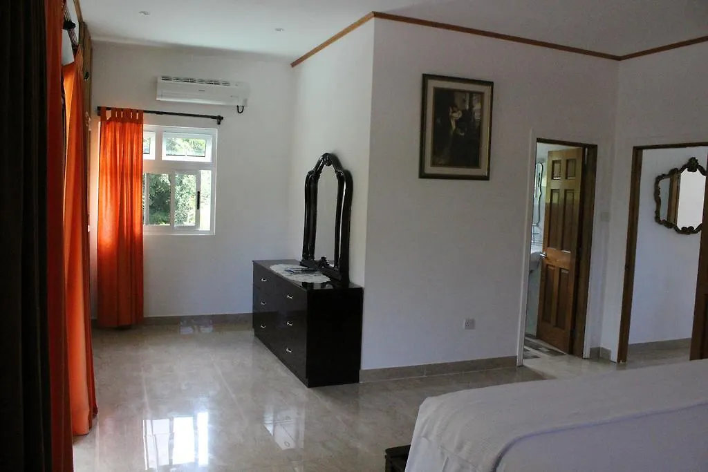 Julie'S Holiday Home Mahe Island Seychelles