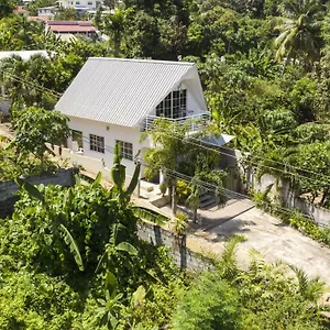 Ocean Bird & Wanita's Self Catering Chalet